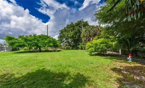 1800 SE Saint Lucie Boulevard Stuart FL 34996