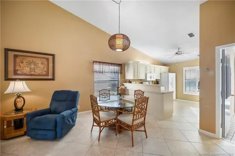 7817 SE Sugar Sand Circle Hobe Sound FL 33455