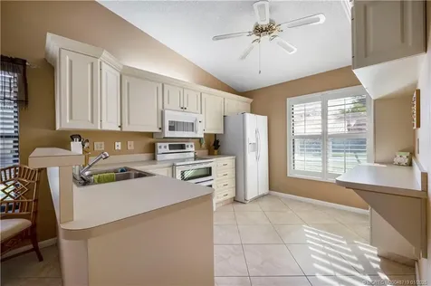 7817 SE Sugar Sand Circle Hobe Sound FL 33455