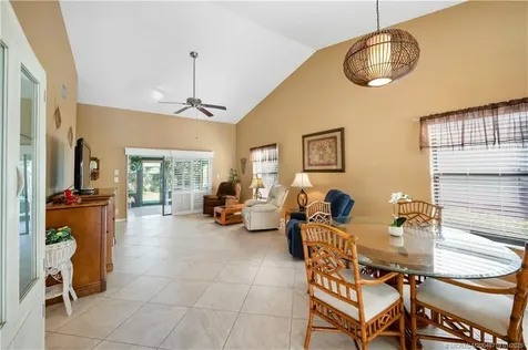 7817 SE Sugar Sand Circle Hobe Sound FL 33455