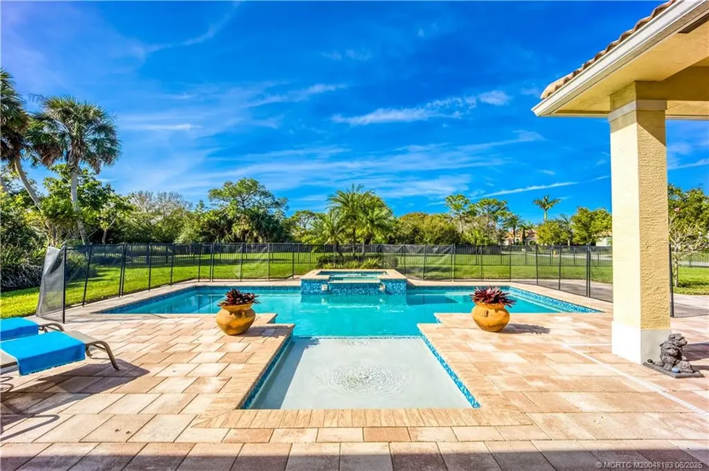 7392 SE Ravissant Drive Stuart FL 34997