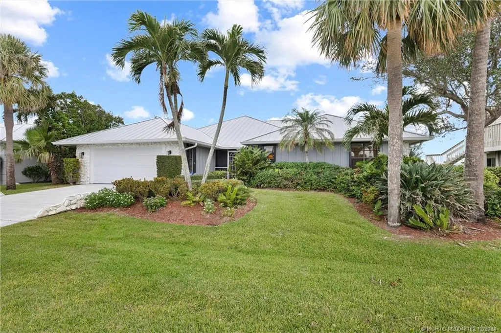 3990 NE Joes Point Road Stuart FL 34996