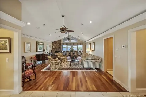3990 NE Joes Point Road Stuart FL 34996