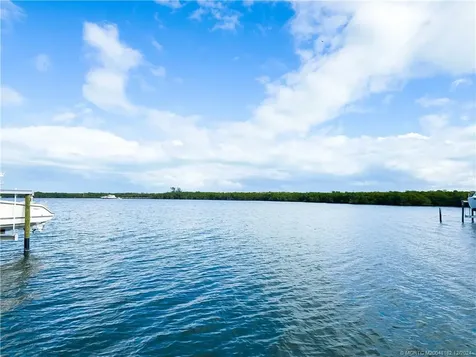 3990 NE Joes Point Road Stuart FL 34996