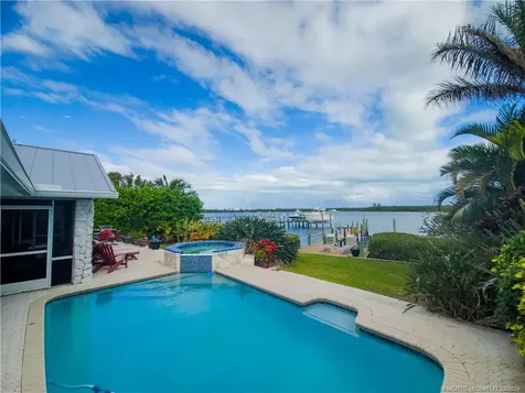 3990 NE Joes Point Road Stuart FL 34996