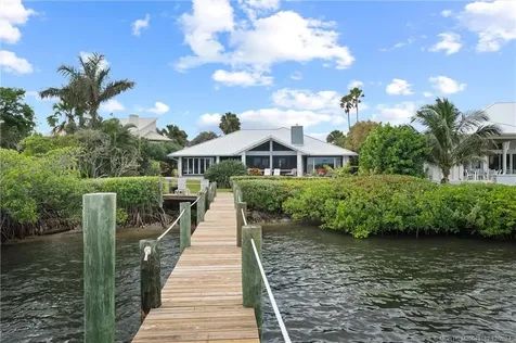 3990 NE Joes Point Road Stuart FL 34996