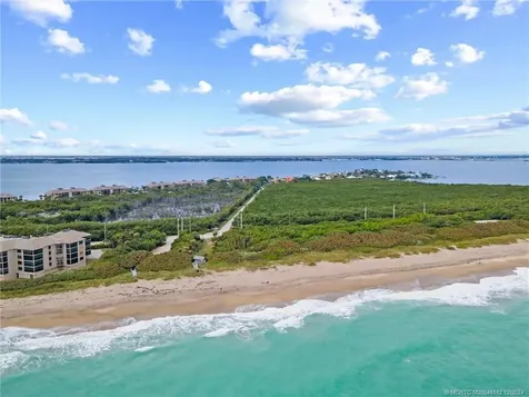 3990 NE Joes Point Road Stuart FL 34996