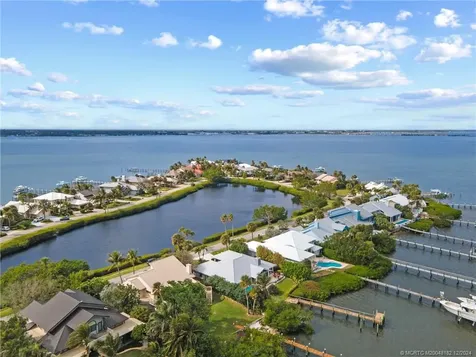 3990 NE Joes Point Road Stuart FL 34996
