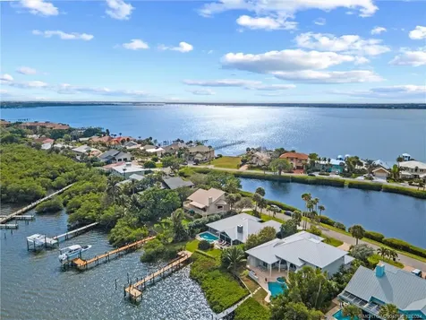 3990 NE Joes Point Road Stuart FL 34996