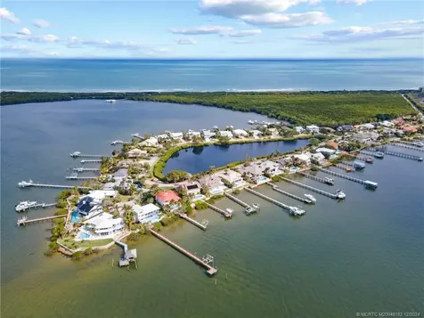 3990 NE Joes Point Road Stuart FL 34996