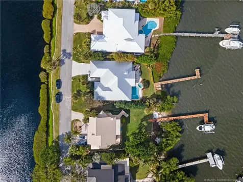3990 NE Joes Point Road Stuart FL 34996