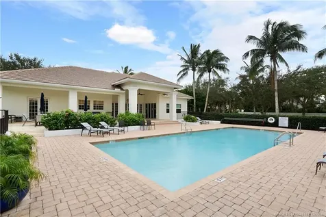 1155 Governors Way Vero Beach FL 32963