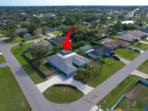 2598 SW National Circle Port St Lucie FL 34953