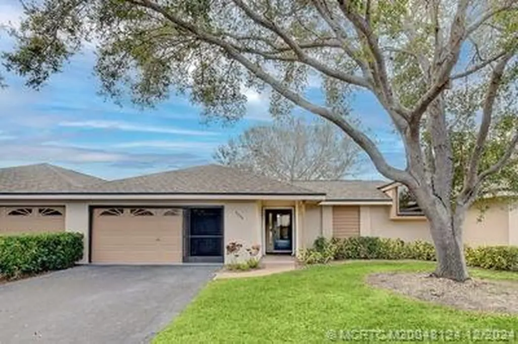 6255 Mirror Lake Court Sebastian FL 32958