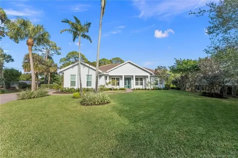 1680 SE Cypress Glen Way Stuart FL 34997