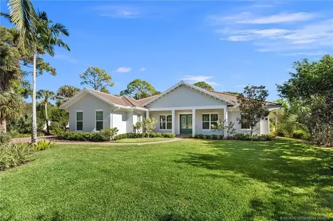 1680 SE Cypress Glen Way Stuart FL 34997