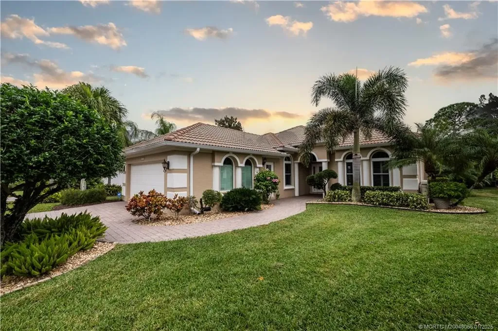 1310 NW Red Oak Way Jensen Beach FL 34957