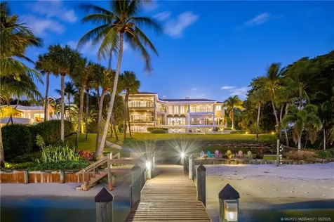 65 S River Road Sewalls Point FL 34996