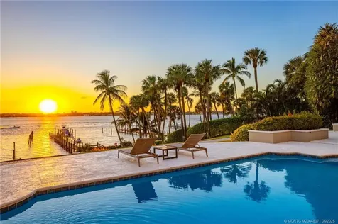 65 S River Road Sewalls Point FL 34996