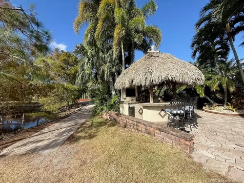 421 NW Chipshot Lane Port St Lucie FL 34986