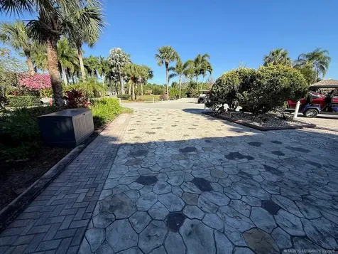 421 NW Chipshot Lane Port St Lucie FL 34986