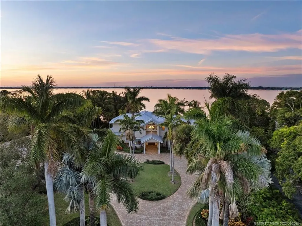 1341 SE Riverside Drive Stuart FL 34996
