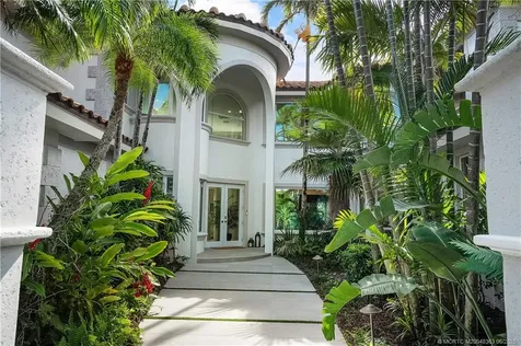 31 NE Lofting Way Stuart FL 34996