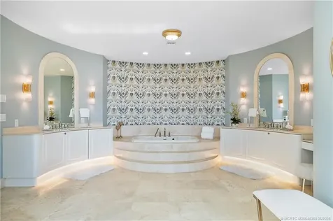 31 NE Lofting Way Stuart FL 34996