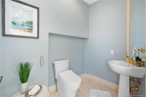 31 NE Lofting Way Stuart FL 34996