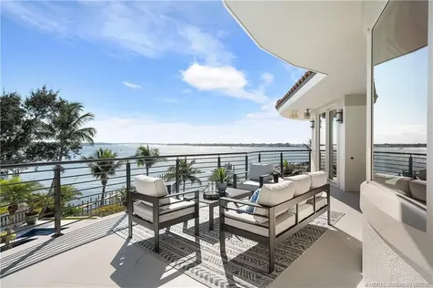 31 NE Lofting Way Stuart FL 34996