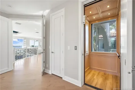 31 NE Lofting Way Stuart FL 34996