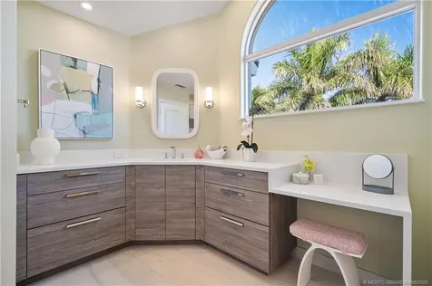 31 NE Lofting Way Stuart FL 34996