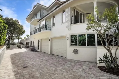 31 NE Lofting Way Stuart FL 34996