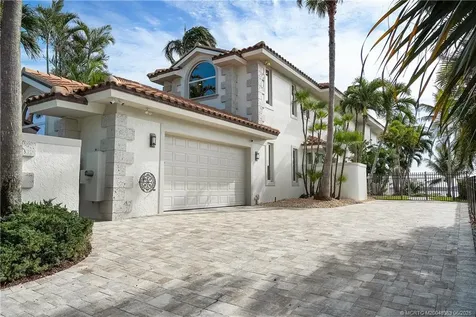 31 NE Lofting Way Stuart FL 34996