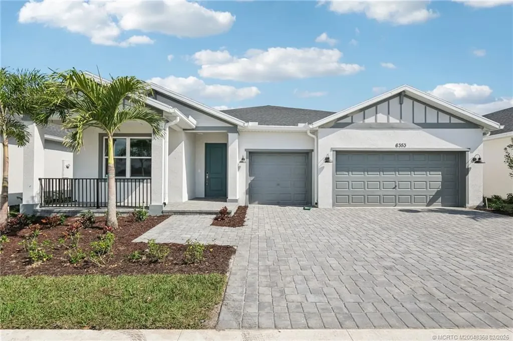 6353 NW Cloverdale Avenue Port Saint Lucie FL 34987
