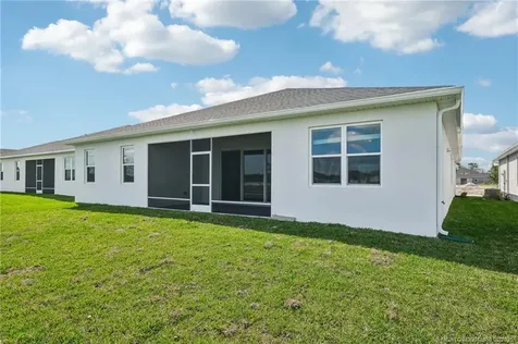 6353 NW Cloverdale Avenue Port St Lucie FL 34987