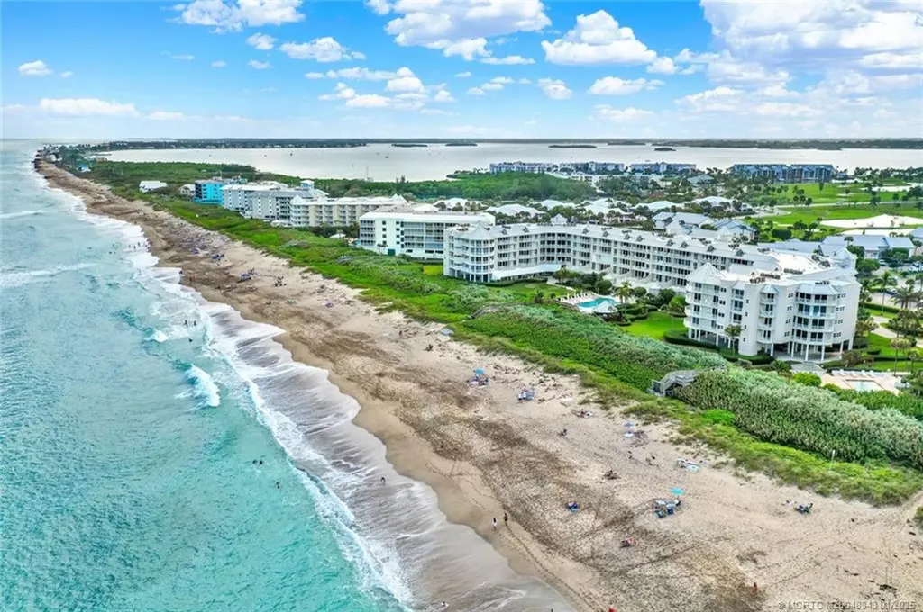 579 NE Plantation Road Stuart FL 34996