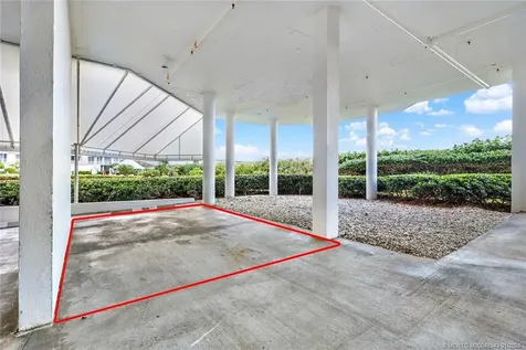 579 NE Plantation Road Stuart FL 34996