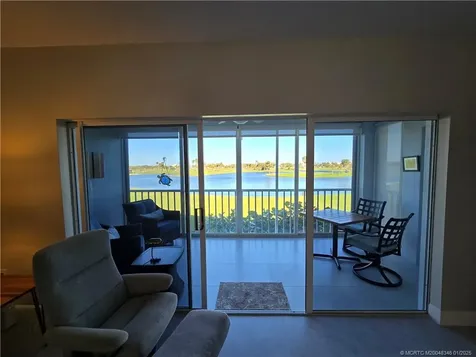 185 NE Edgewater Drive Stuart FL 34996