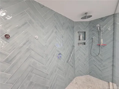 185 NE Edgewater Drive Stuart FL 34996