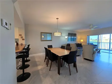 185 NE Edgewater Drive Stuart FL 34996