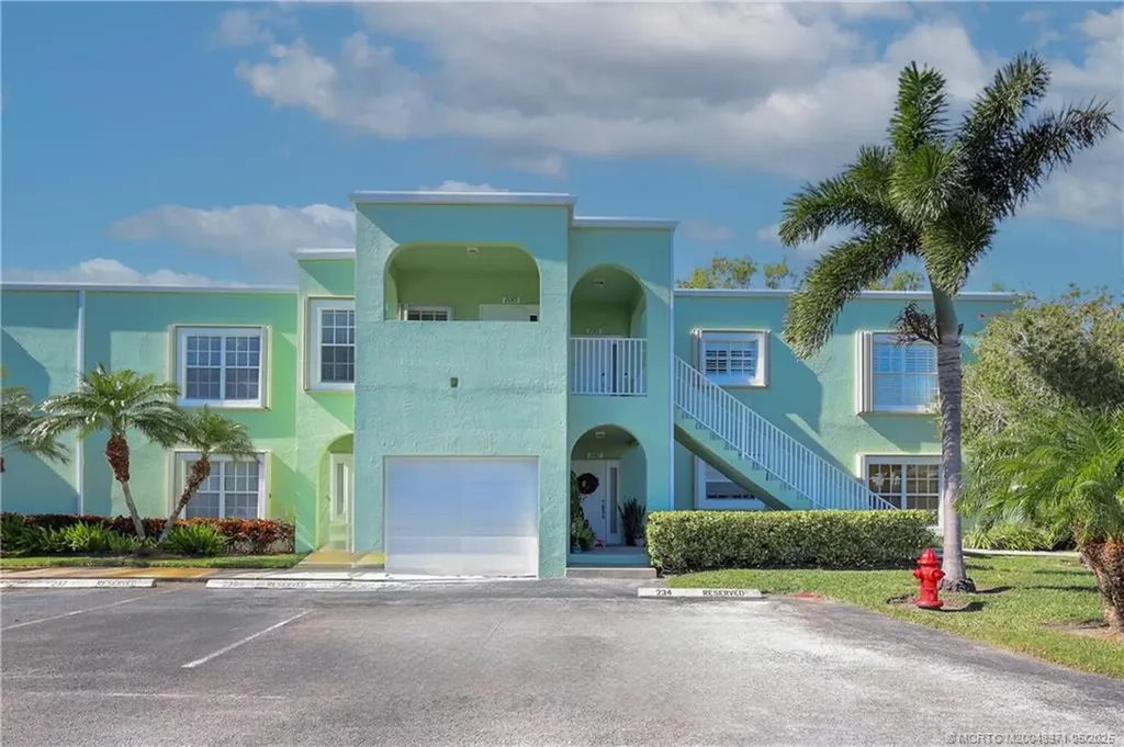 2085 SE Wild Meadow Circle Port Saint Lucie FL 34952