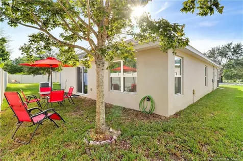 5160 NW Pine Trail Circle Port St Lucie FL 34983