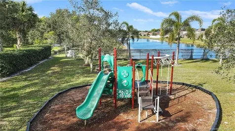 5160 NW Pine Trail Circle Port St Lucie FL 34983