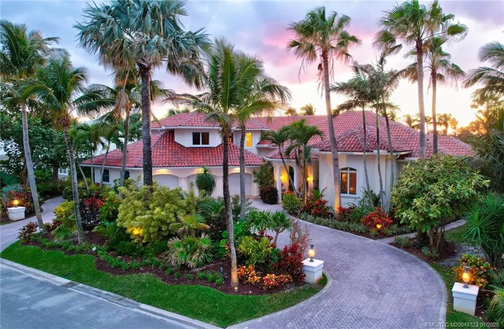 2995 SE Dune Drive Stuart FL 34996