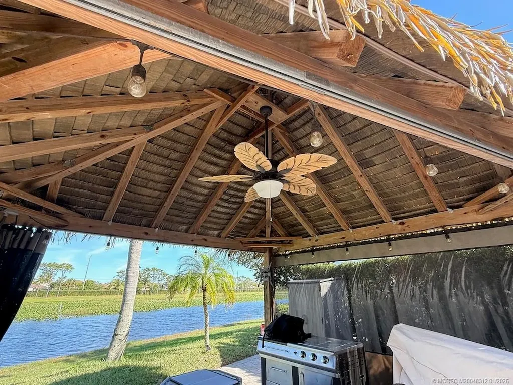 88 NW Boundary Drive Port Saint Lucie FL 34986