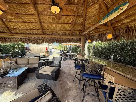 464 NW Sandtrap Lane Port Saint Lucie FL 34986