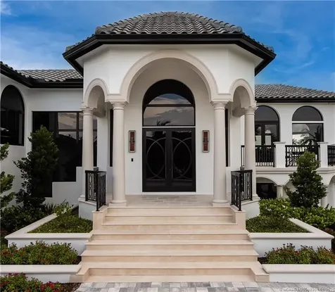 3057 SE Dune Drive Stuart FL 34996