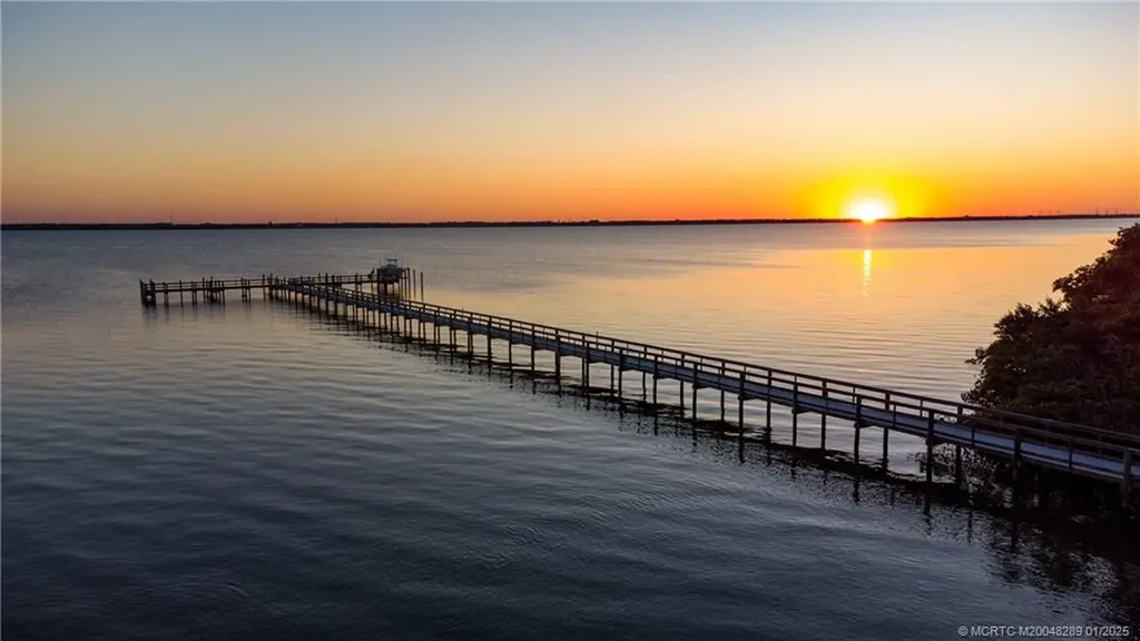 7671 Pelican Pointe Drive Jensen Beach FL 34957