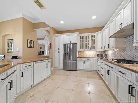 816 SW Grand Reserves Boulevard Port St Lucie FL 34986